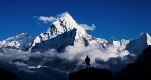 Китайцы покорили Эверест, чтобы помочь миллионам людей на Земле