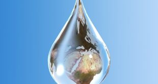 Science Advances: падающая капля воды вызвала искровой разряд в 1200 вольт