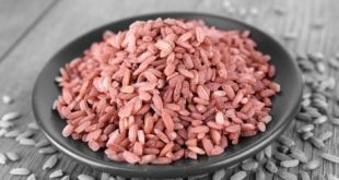 В Японии уже четыре человека умерли после приема добавок с красным рисом