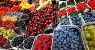 Цены на фрукты и ягоды в России могут вырасти на 15 % из-за заморозков