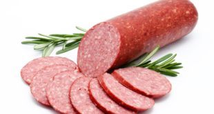 Диетолог Чухачева: кусочек колбасы содержит суточную норму насыщенных жиров