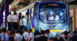 Китай запустит первый в мире пассажирский поезд из углеродного волокна