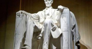 Восковая статуя Авраама Линкольна расплавилась в Вашингтоне из-за сильной жары